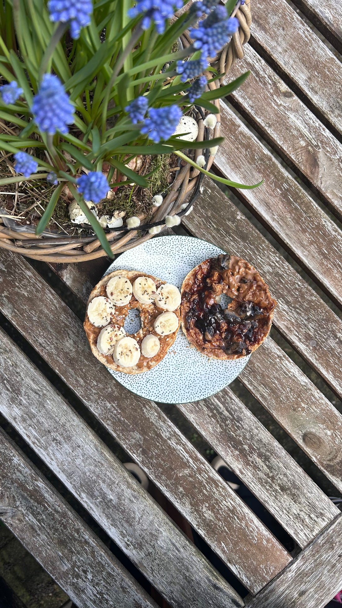 healthy snack bagel with peanut butter and banana